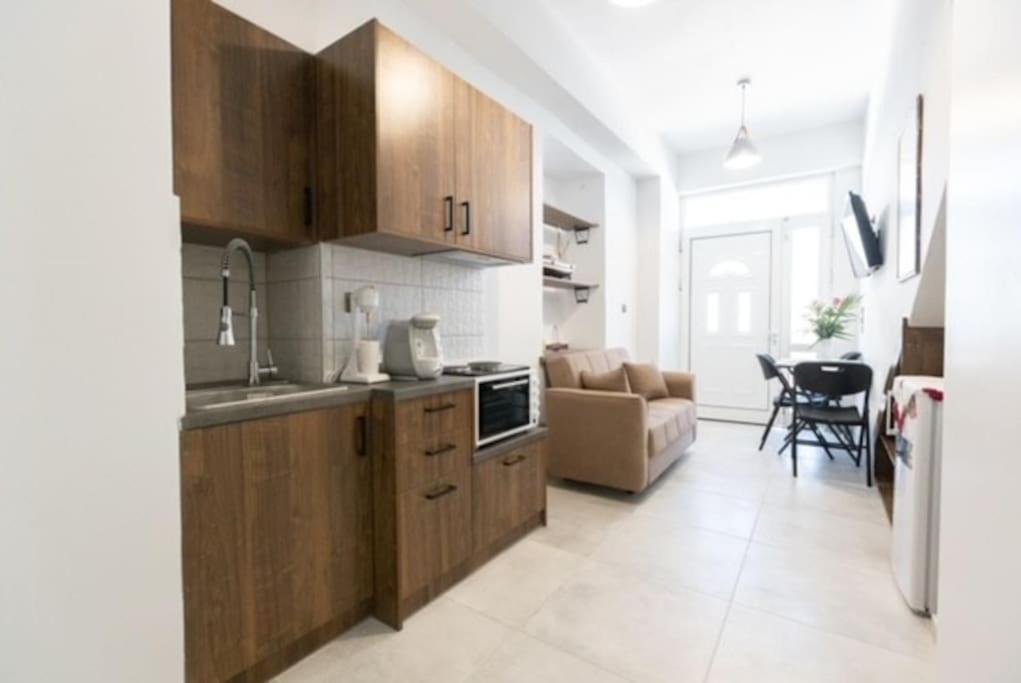 Aigli Guest House Gythio Buitenkant foto