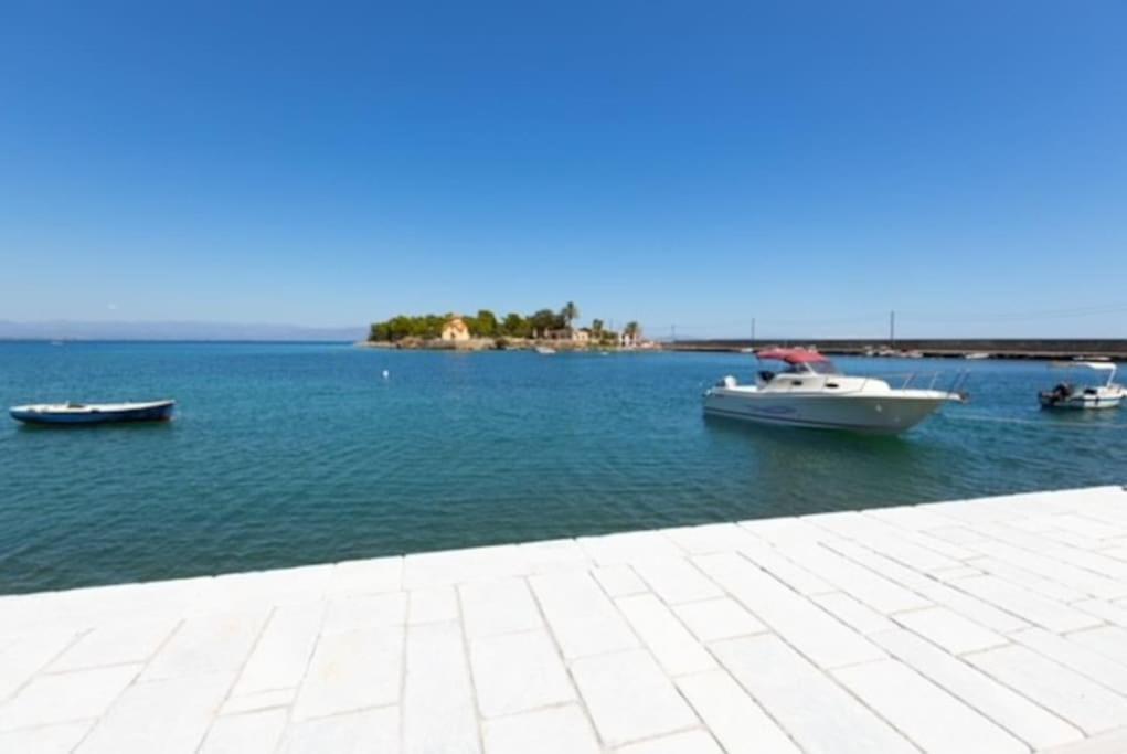 Aigli Guest House Gythio Buitenkant foto