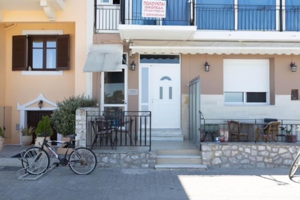Aigli Guest House Gythio Buitenkant foto
