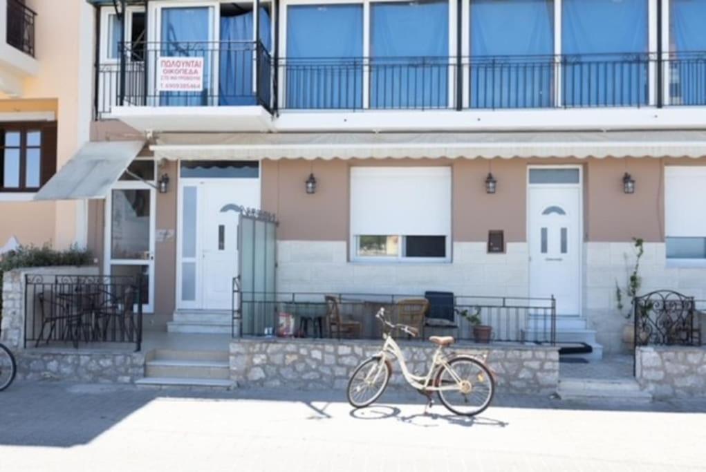Aigli Guest House Gythio Buitenkant foto
